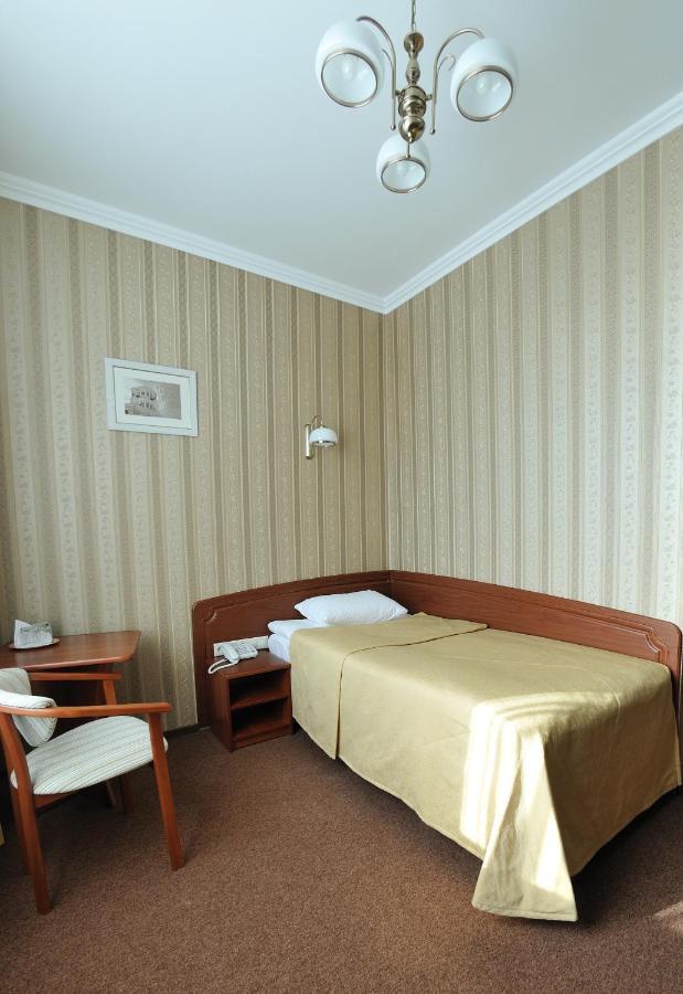 Park Hotel Zamkovy Гомель Екстер'єр фото