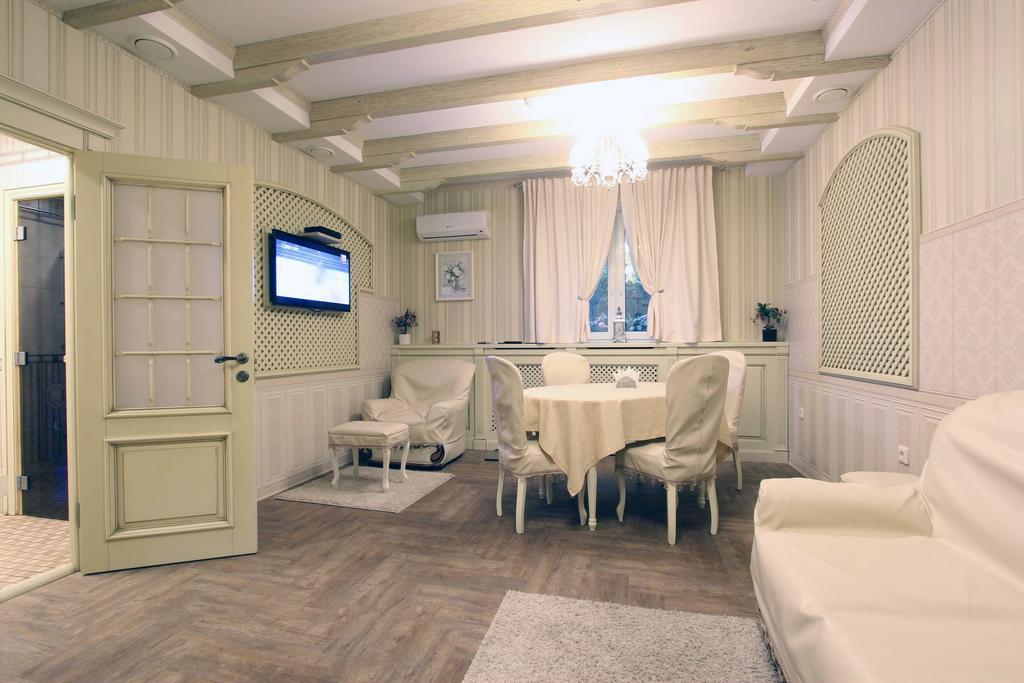 Park Hotel Zamkovy Гомель Екстер'єр фото