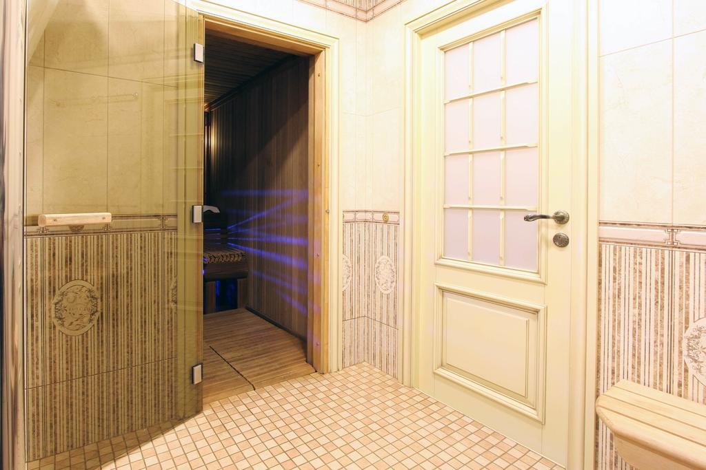 Park Hotel Zamkovy Гомель Екстер'єр фото