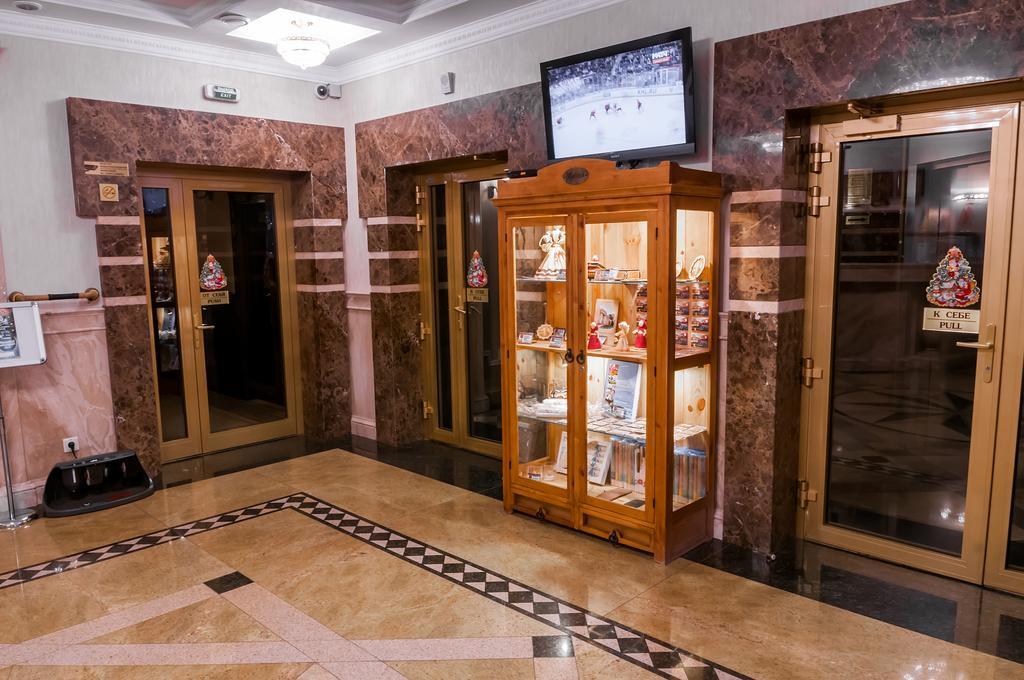 Park Hotel Zamkovy Гомель Екстер'єр фото
