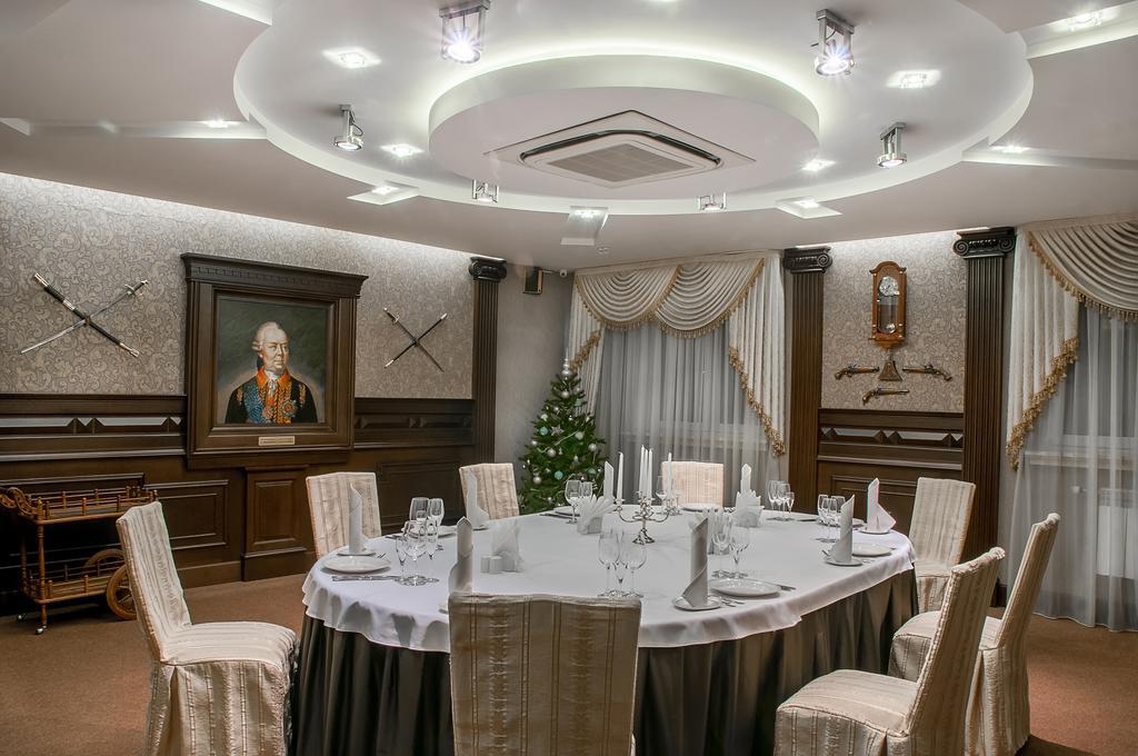 Park Hotel Zamkovy Гомель Екстер'єр фото