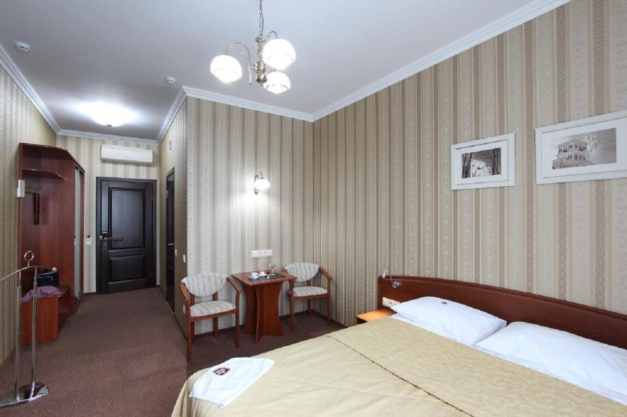 Park Hotel Zamkovy Гомель Екстер'єр фото