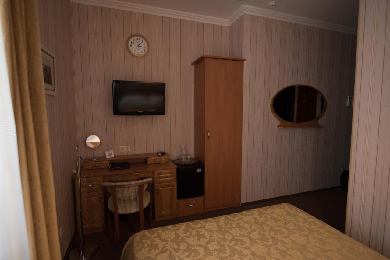 Park Hotel Zamkovy Гомель Екстер'єр фото